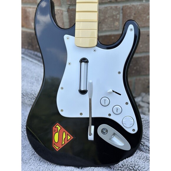 Harmonix Wireless PS3 Rock Band Fender Stratocaster Guitar No Dongle Not Tested - Picture 1 of 14